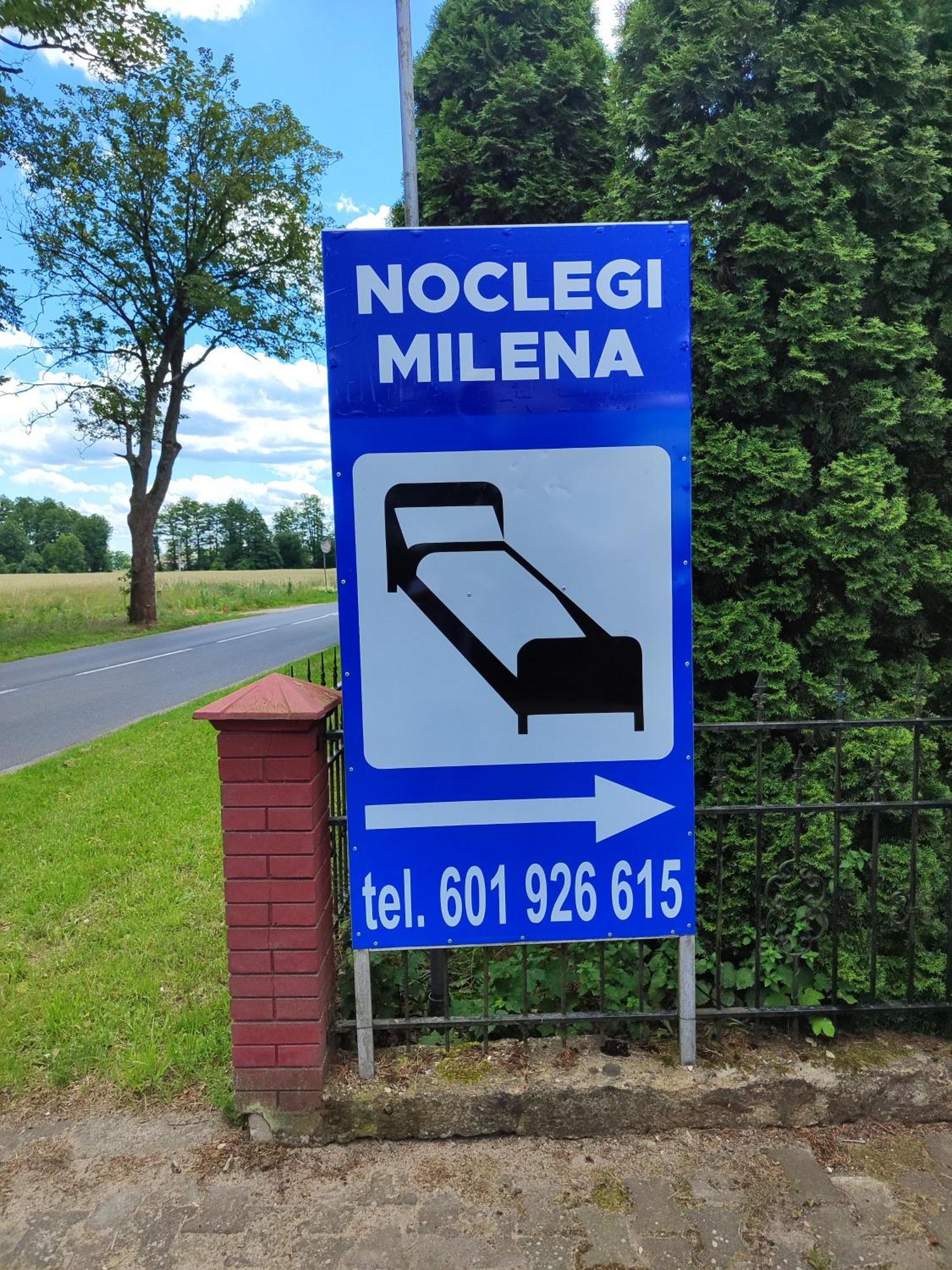 Milena -Noclegi Pozrzadlo Exterior photo